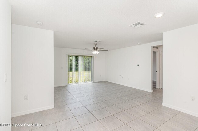 Foto del edificio - 1173 Walden Blvd SE