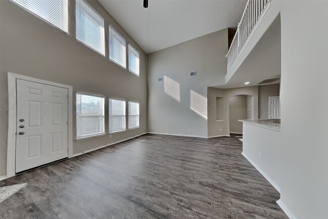 Building Photo - 5015 Mossy Bridge Dr