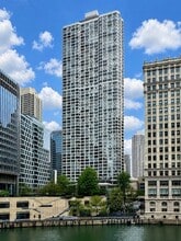 Building Photo - 405 N Wabash Ave
