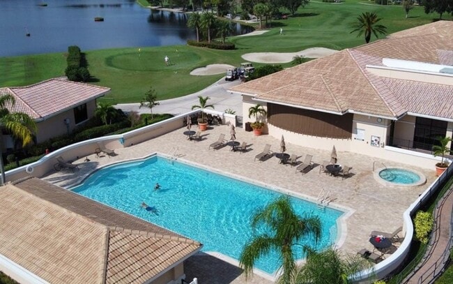 Foto del edificio - 5360 Hyland Hills Ave