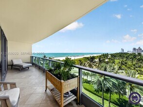 Building Photo - 1455 Ocean 704
