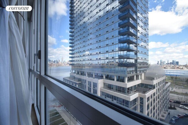 Foto del edificio - 22 N 6th St