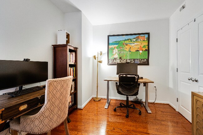 Foto del edificio - 851 N Glebe Rd
