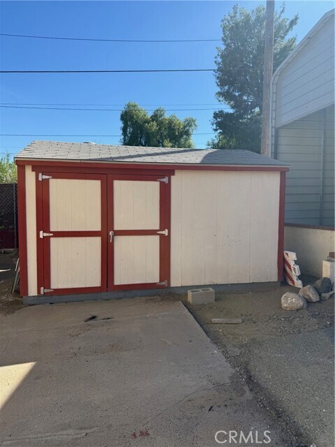 Foto del edificio - 17162 Grand Ave