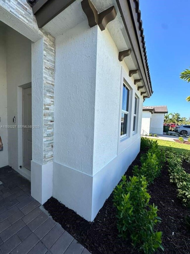 Foto del edificio - 2240 SE 30th St