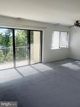 Building Photo - 613 Oakland Hills Ct