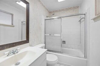 Building Photo - 6742 Westwick Dr