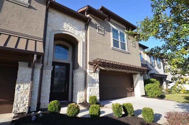 Foto del edificio - 9515 Scanlan Heights Ln