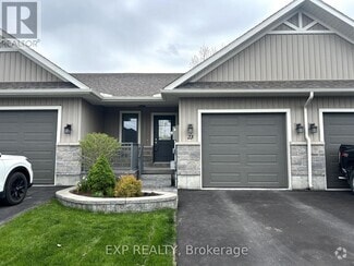 Building Photo - 23 Glenview Cres