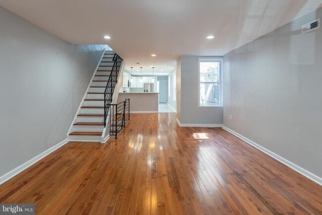 Building Photo - 34 N Paxon St