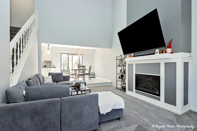 Building Photo - 638 Dordan Ct
