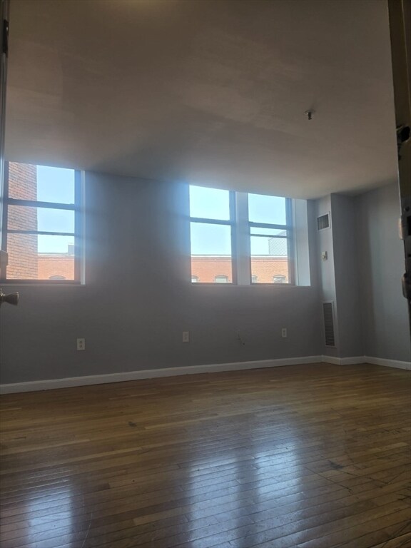 Foto del edificio - 501 Washington St