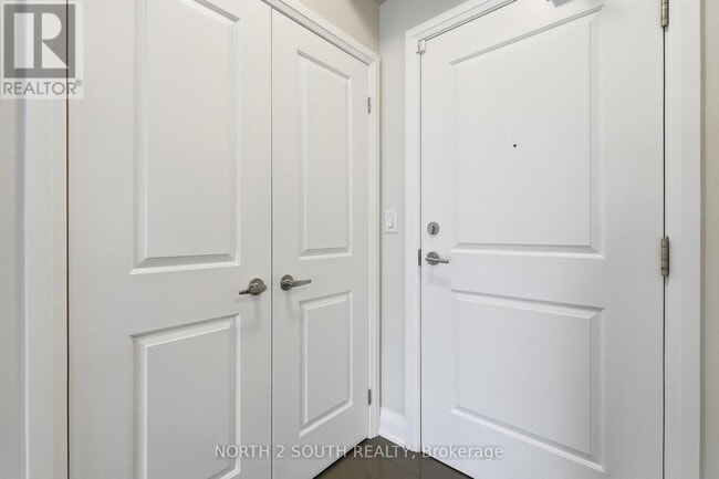 Building Photo - 24 Woodstream Blvd