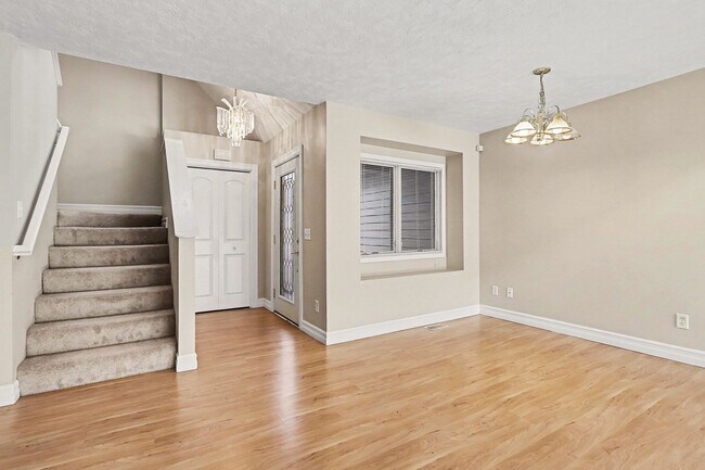 Foto del edificio - 113 Clubhouse Dr