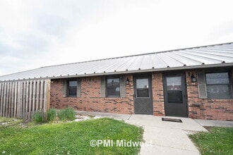 Building Photo - 216 Progress Rd