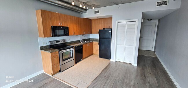 Building Photo - DOWNTOWN SAN DIEGO East Village - Smart Co...
