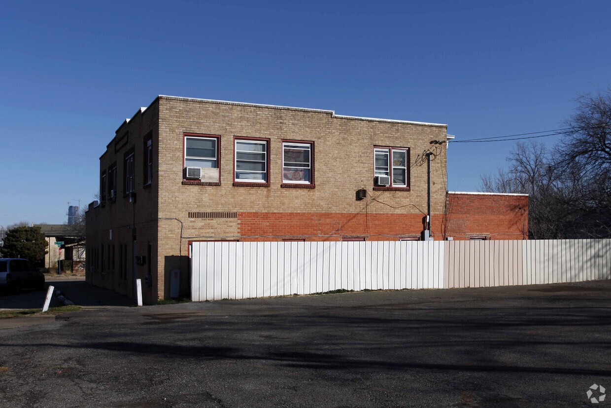 Foto del edificio - 3600 S Walker Ave