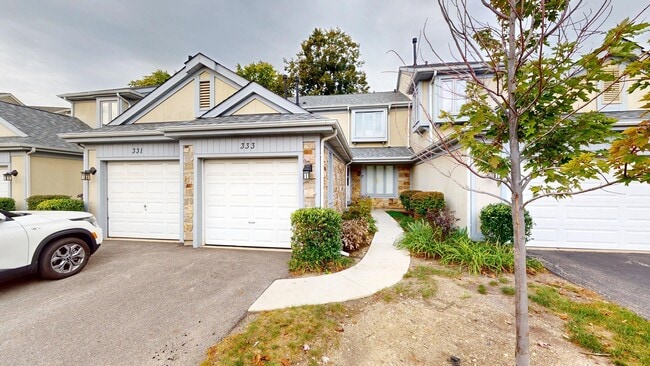 Building Photo - 333 Redwing Dr