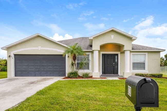 Building Photo - 828 Cabaret Ct