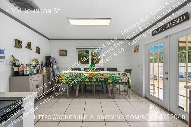 Building Photo - 4306 Johnson St