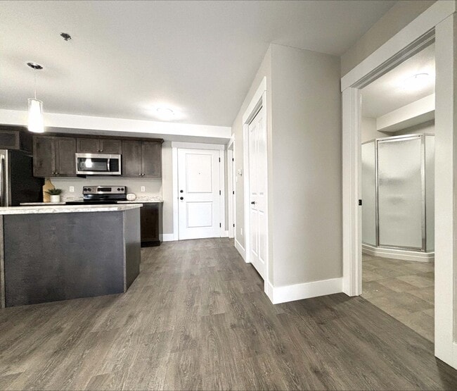 Building Photo - 145 Canaan Drive
