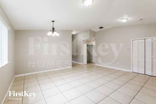 Building Photo - 23140 SW 124th Ave