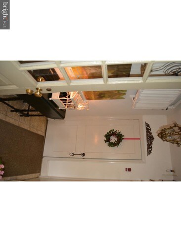 Foto del edificio - 308 Manor Rd