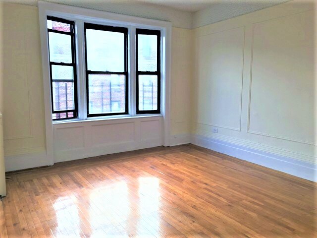 Primary Photo - 717 W 177th St