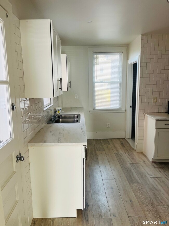 Foto del edificio - 399 Jane St