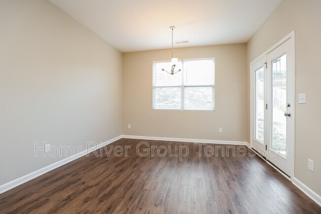 Building Photo - 615 Prominence Rd