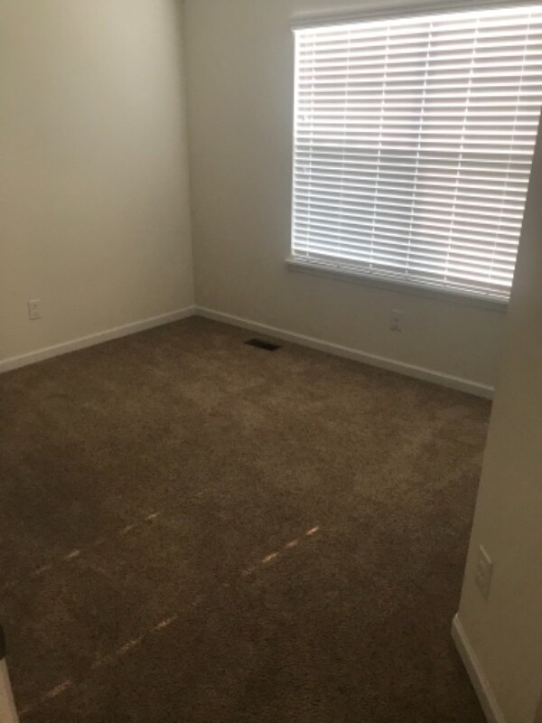 2753 Cedar Grove Dr, Belleville, IL 62221 House Rental in Belleville