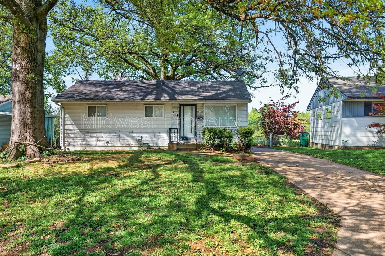 Photo - 257 Glen Garry Road