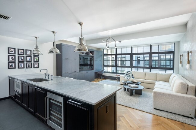 Photo - 51 Jay St Apartment