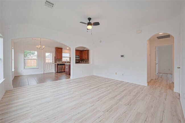 Foto del edificio - 19335 Golden Cactus Ln