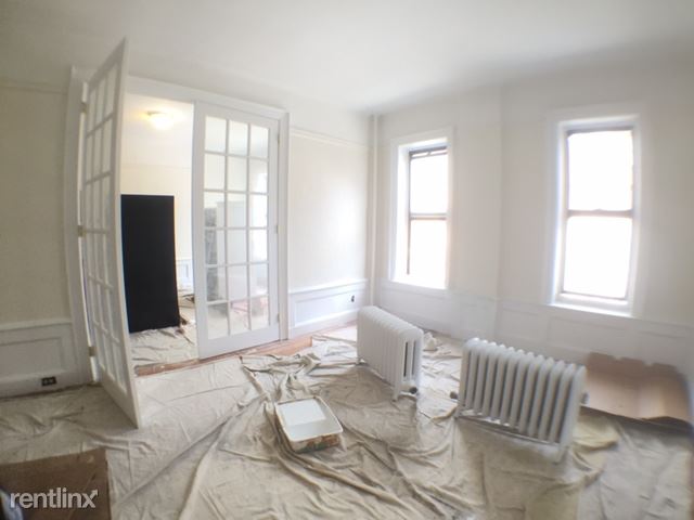 Building Photo - 260 Parkside Ave