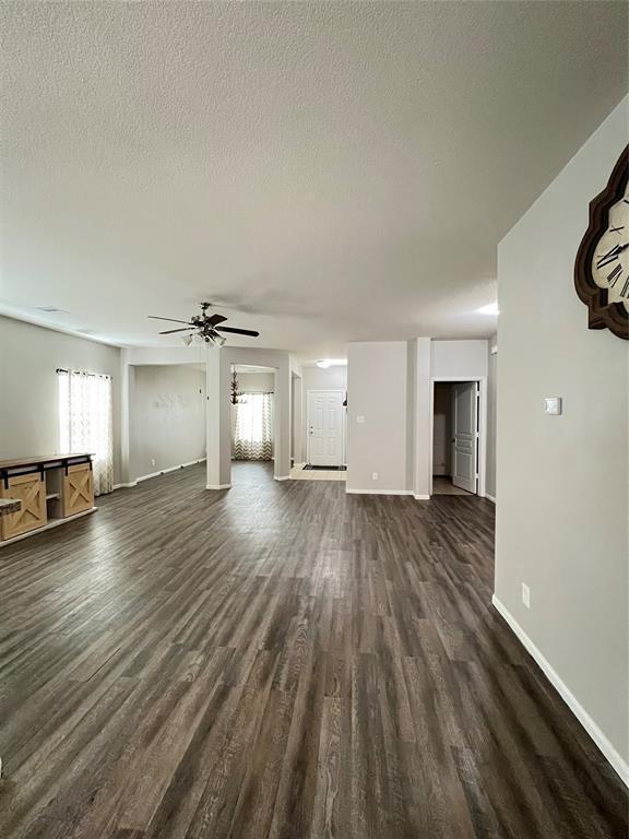 Foto del edificio - 7738 Foxwaithe Ln