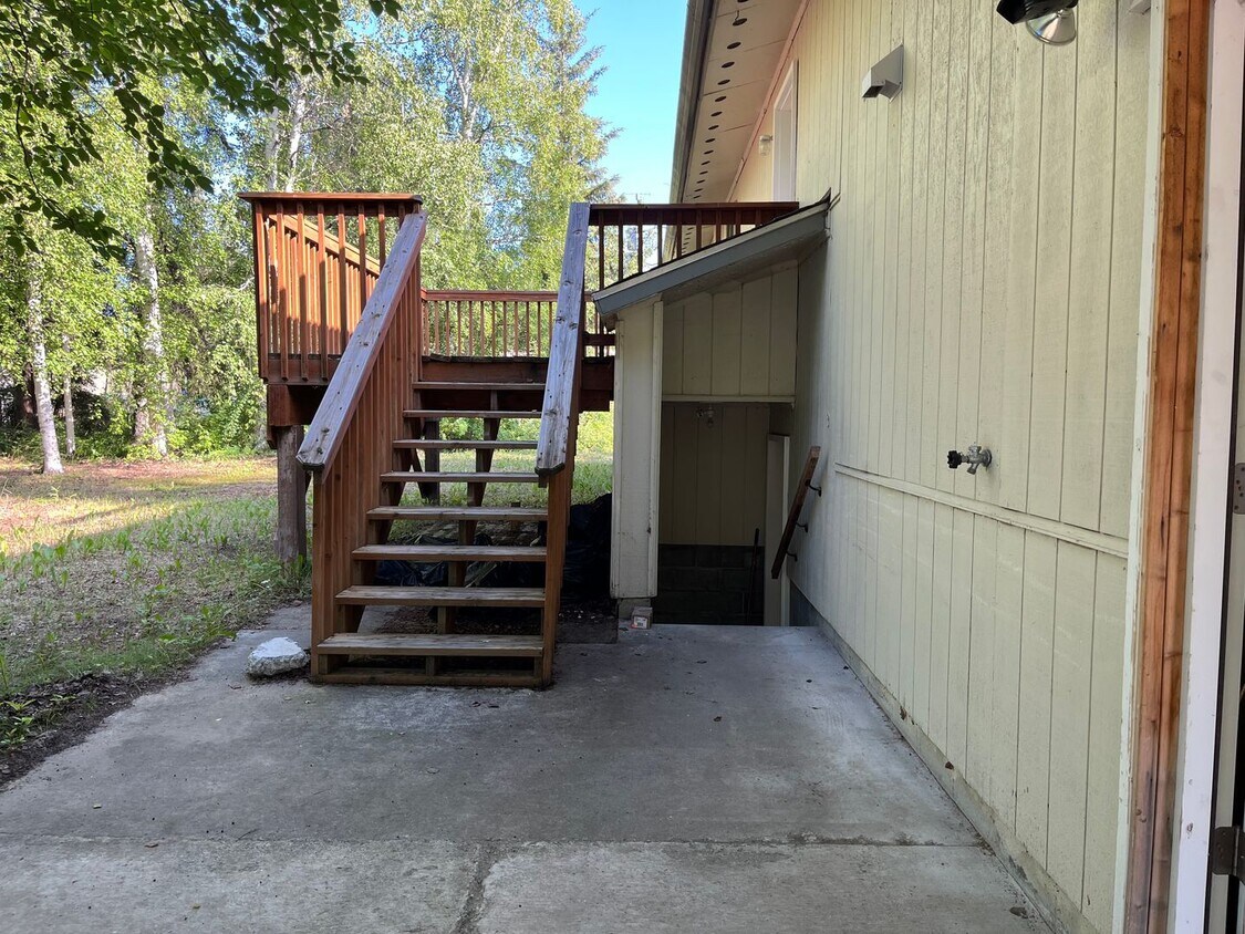 Foto principal - Newly renovated 3bd/1ba apt w. Garage