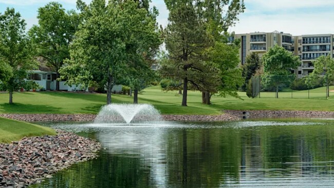 Building Photo - 14300 E Marina Dr