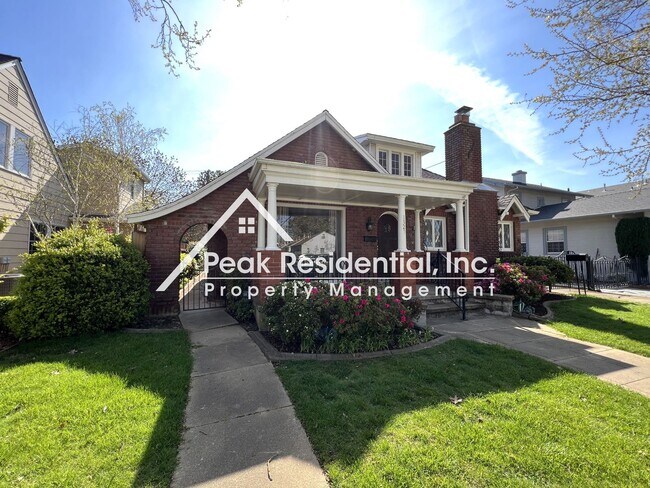 Foto del edificio - Charming East Sacramento 1bd/1ba - Must See!