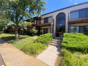 Building Photo - 7350 York Ave S