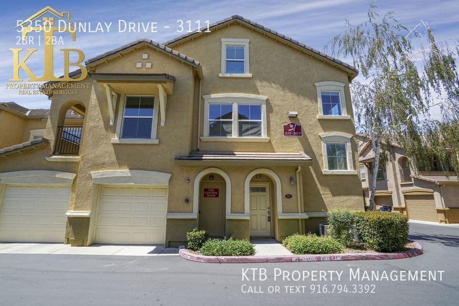 Primary Photo - Wonderful 2 bedroom Condo, 2 Car garage