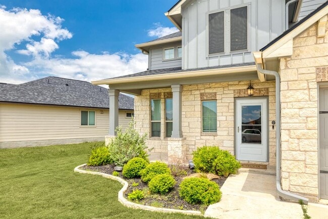 Building Photo - 109 Reagor Dr