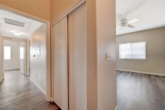Building Photo - 5650 E Sahara Ave