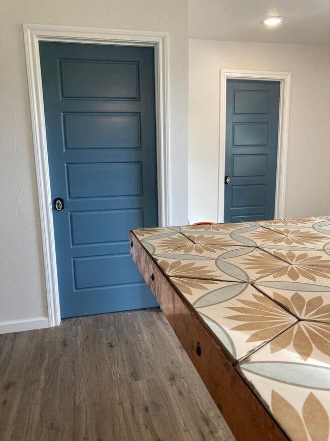 Building Photo - 147 N Kowald Ln