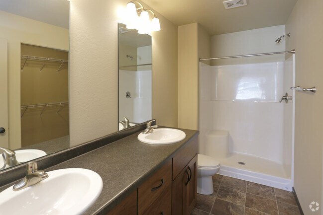 3HAB, 3BA - 2,000 ft² - Evelyn Acres & Town Square Townhomes