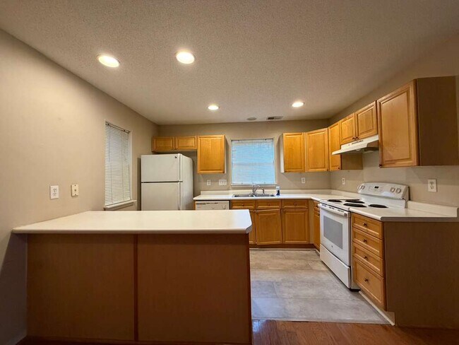 Foto del edificio - 6007 Cougar Ln