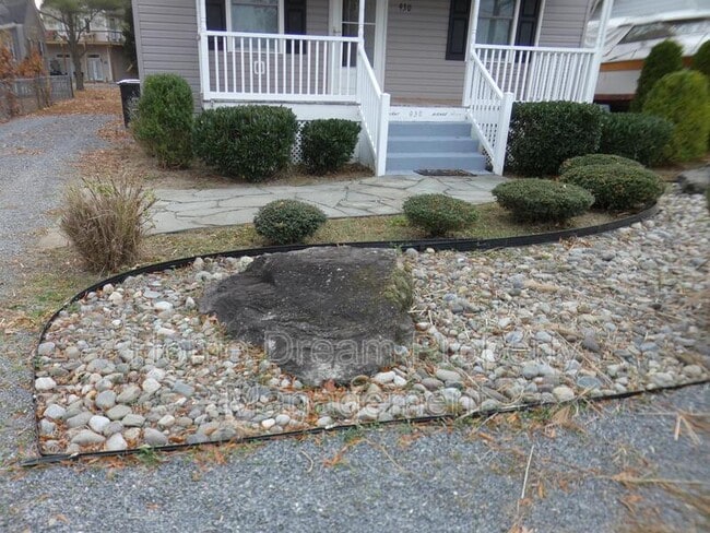 Foto del edificio - 930 Bryant Ave