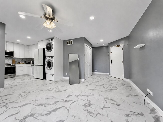 Building Photo - 116 Gant Cir