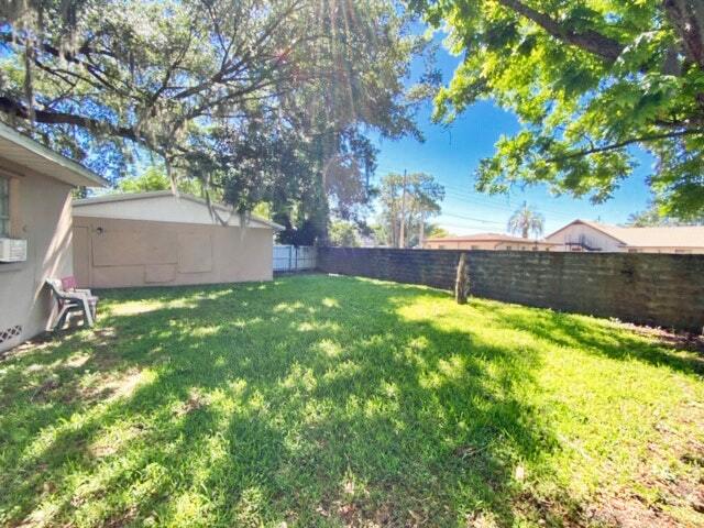 Foto del edificio - 1008 Meadows Ave