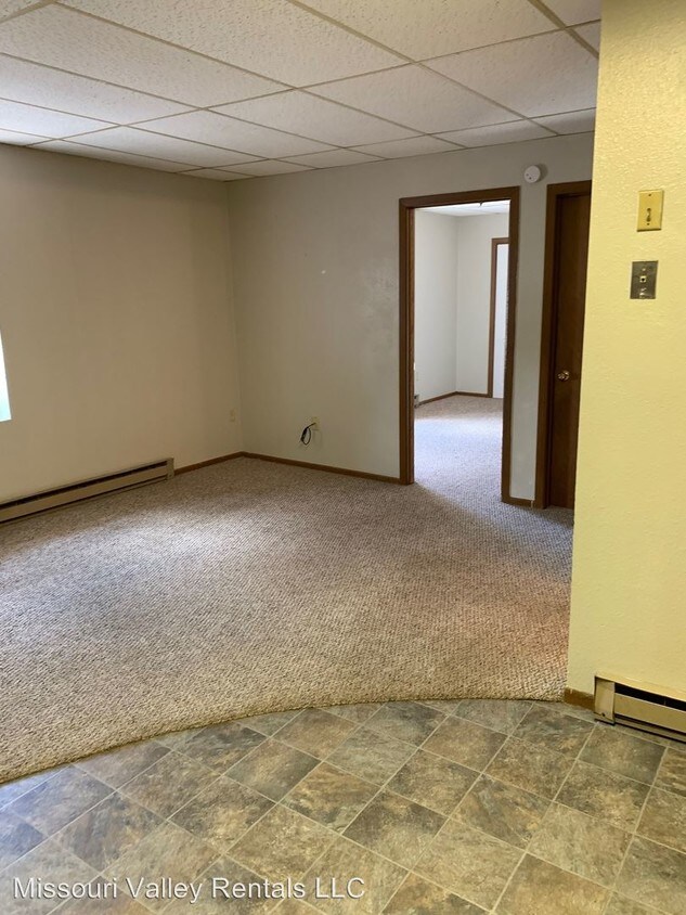 102 4th Ave NW, Mandan, ND 58554 Room for Rent in Mandan, ND